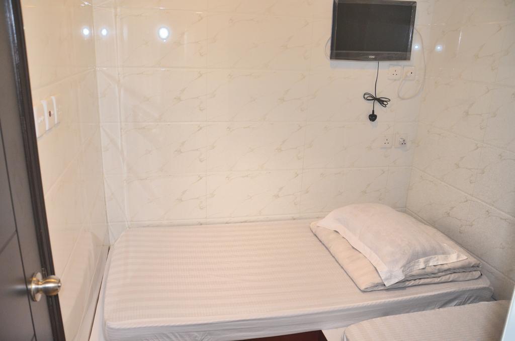 Tai Hao Hostel هونغ كونغ الغرفة الصورة