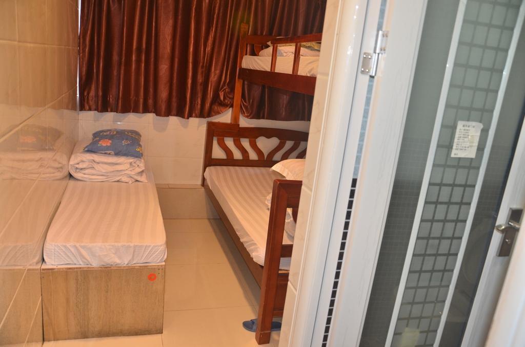 Tai Hao Hostel هونغ كونغ الغرفة الصورة