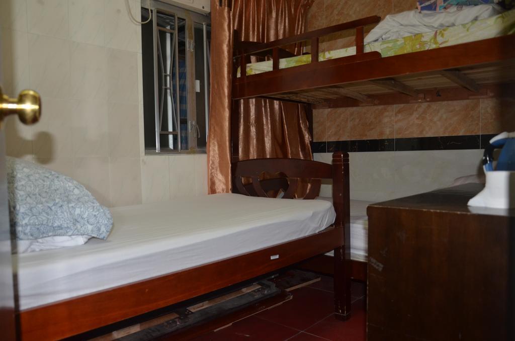 Tai Hao Hostel هونغ كونغ الغرفة الصورة