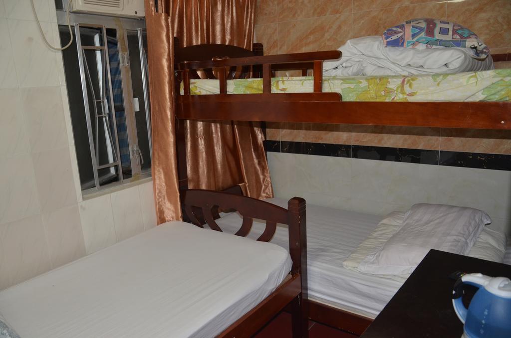 Tai Hao Hostel هونغ كونغ الغرفة الصورة